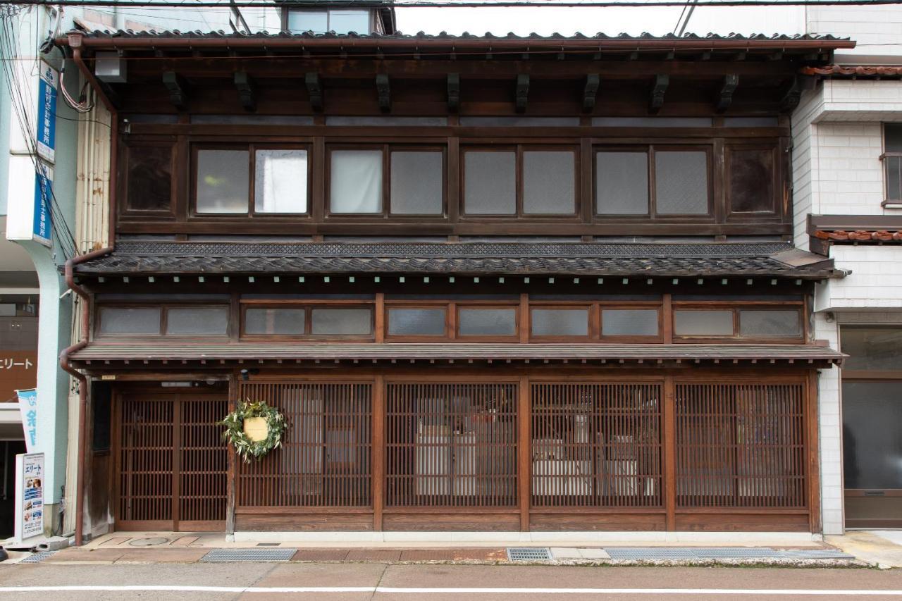 Kanazawa Seiren Le Lotus Bleu Экстерьер фото